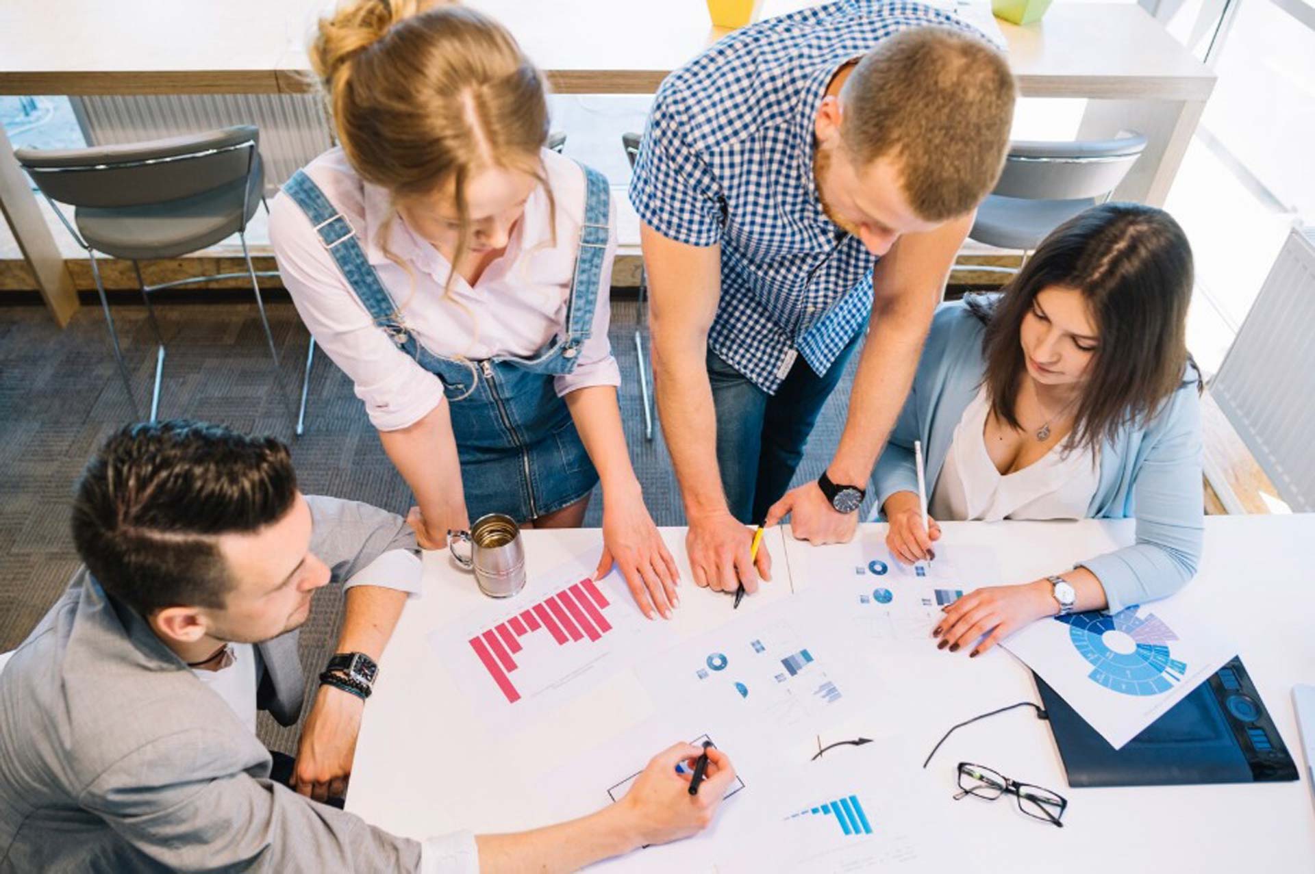 Muevete Formación - Dirección y Gestión de Equipos de Proyecto