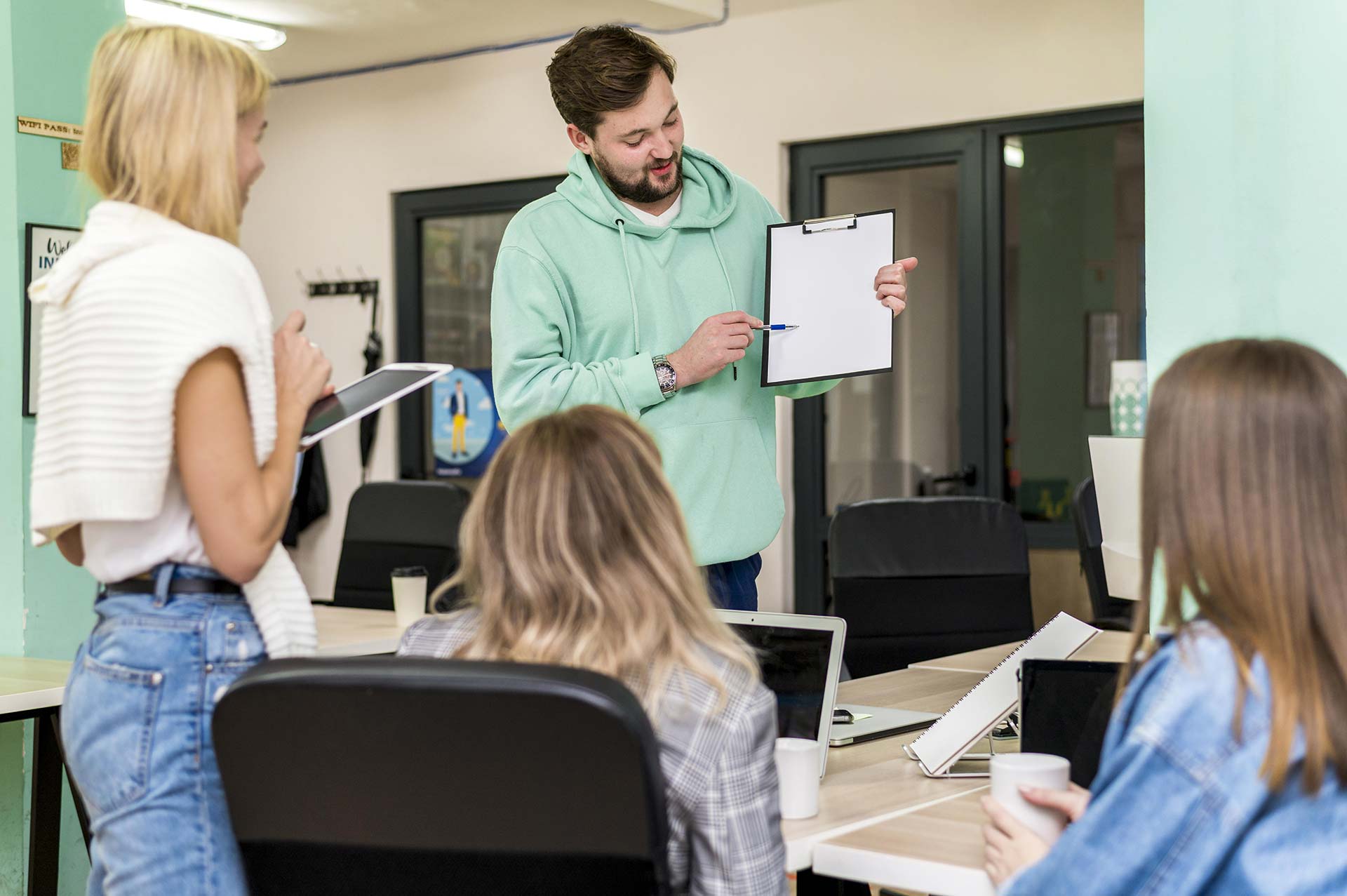 Muévete Formación - Tutorización de la formación práctica en centros de trabajo