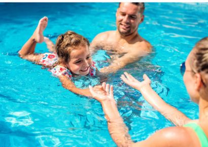 Muévete Formación - Curso UNED - Actividades acuáticas para bebés